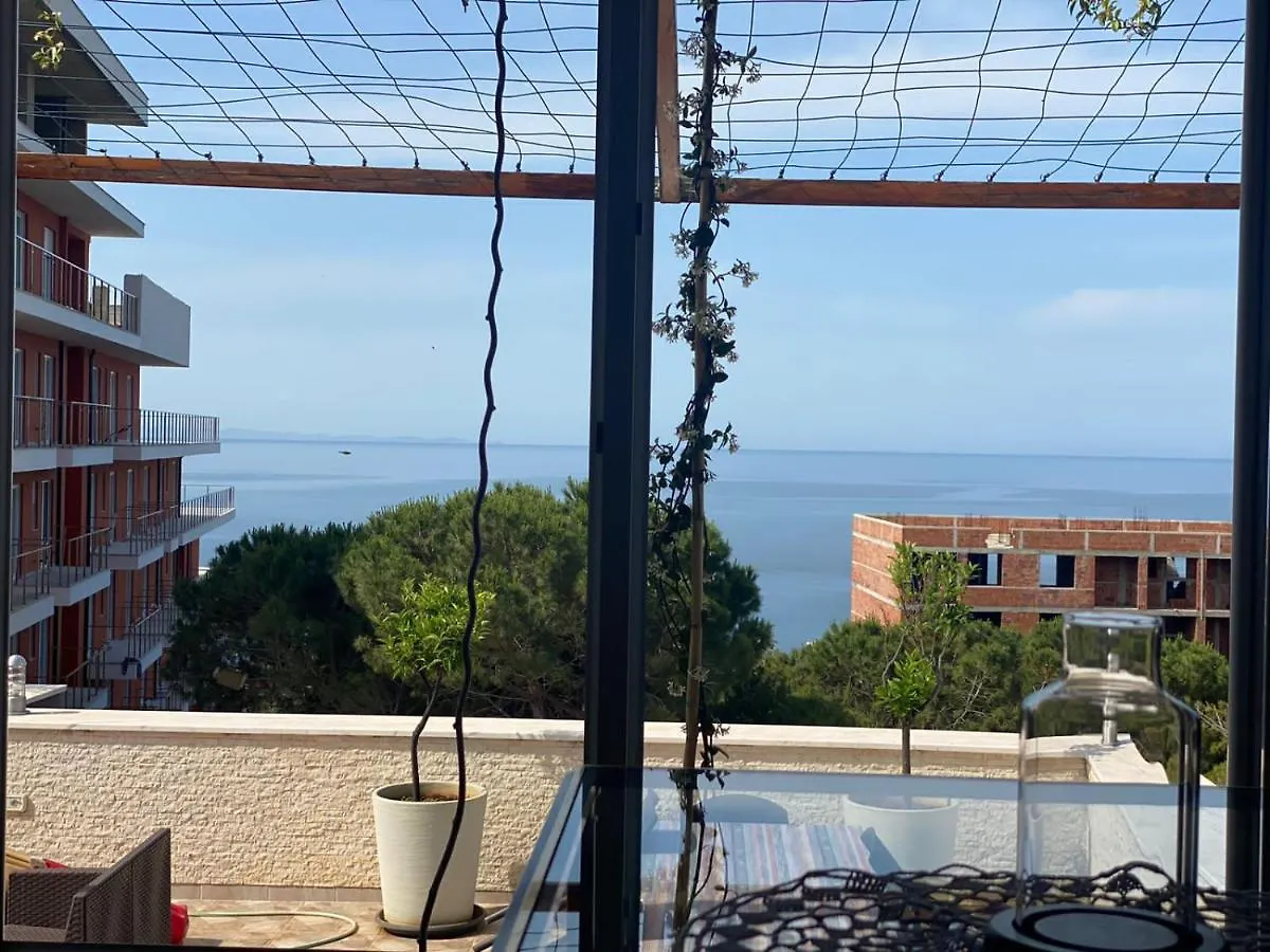 Apartments Albani Shengjin 0*,