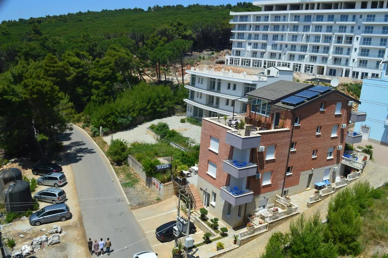 Apartments Albani Shengjin 0*,